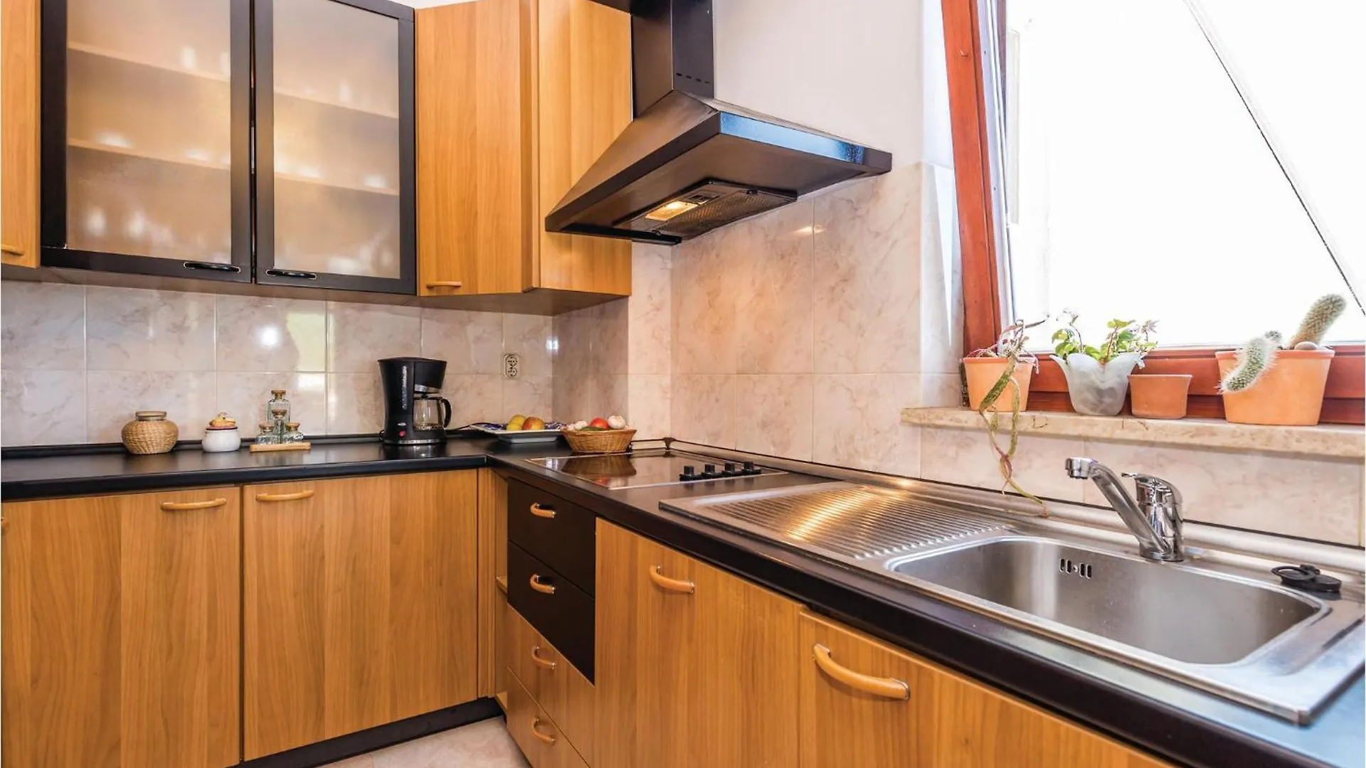 Nice Apartment In Opatija With Wifi Croaţia